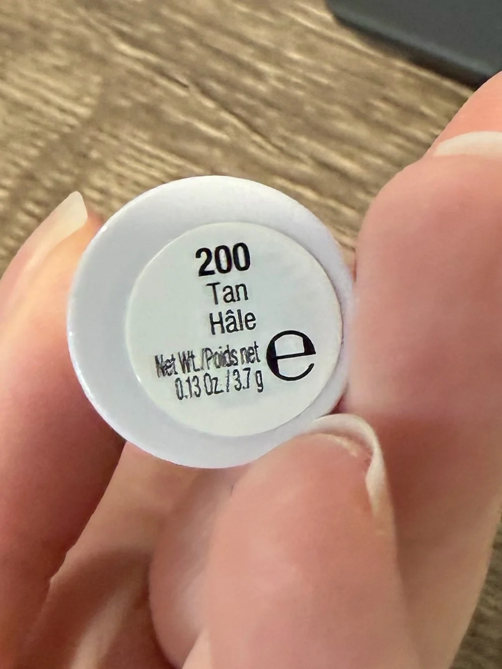 Almay Skin Perfecting Comfort Concealer in Shade 200 Tan NEW